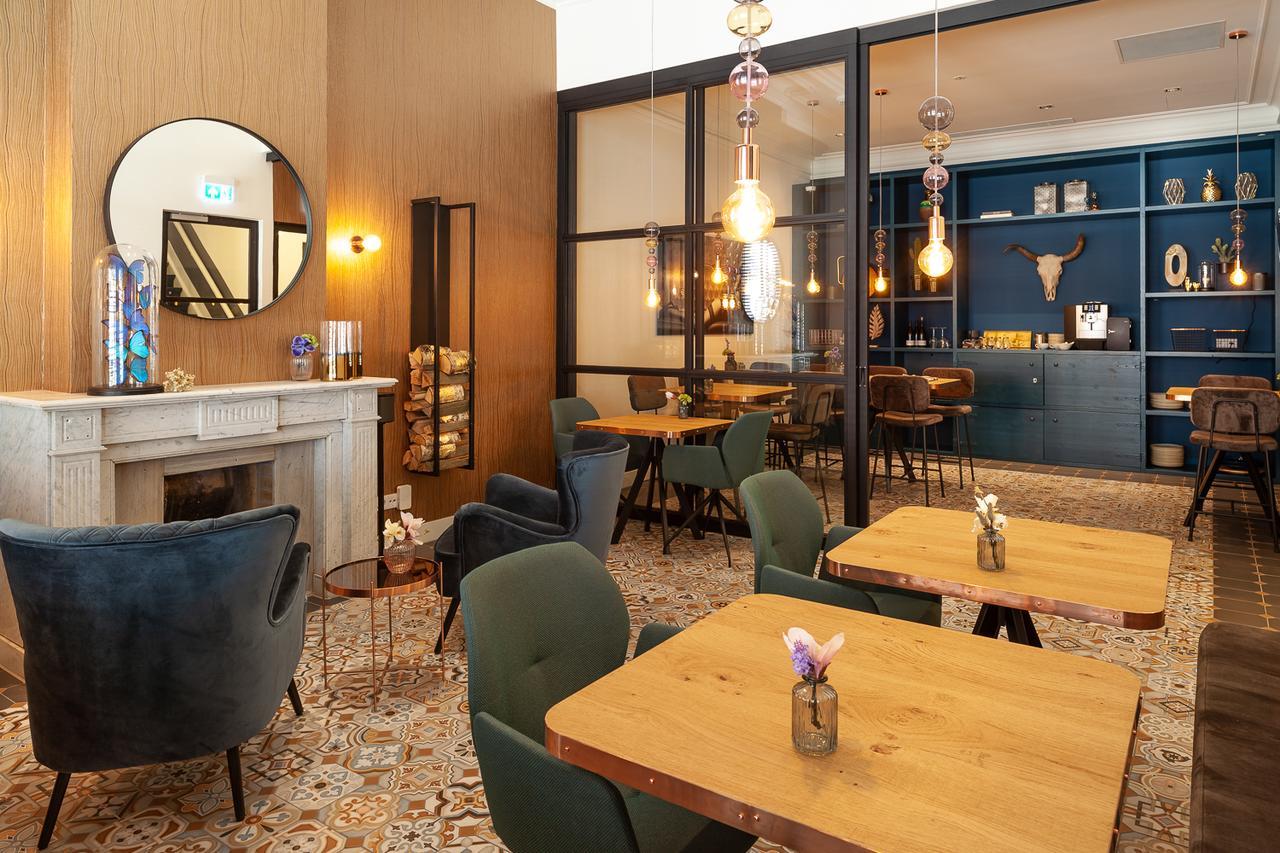 Hotel Julien 's-Hertogenbosch  ภายนอก รูปภาพ