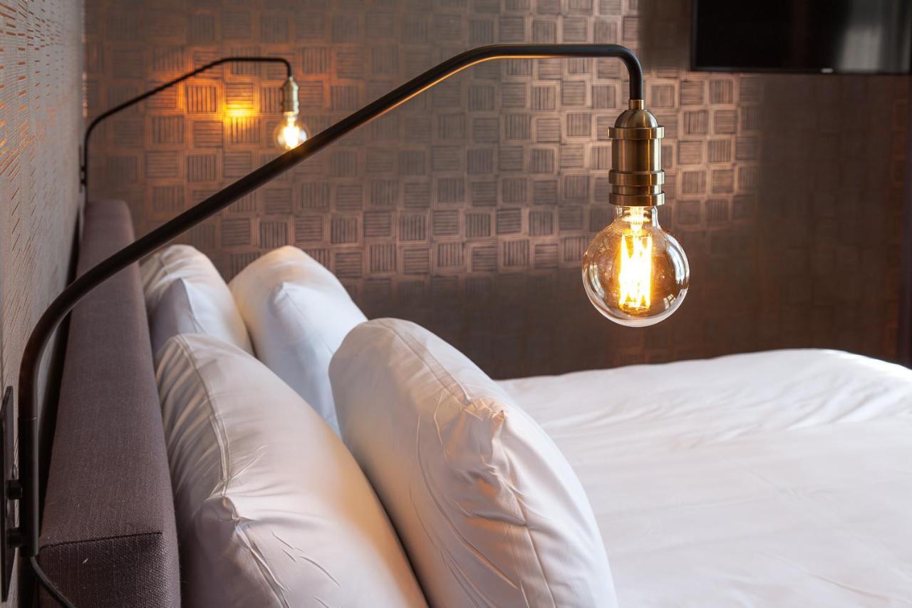Hotel Julien 's-Hertogenbosch  ภายนอก รูปภาพ